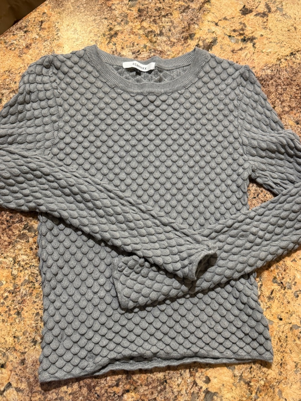 Gray Bubble Texture Long-Sleeve Top
